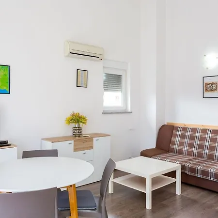 Ferienwohnung Fur 4 Personen Ca 40 Qm In Medulin, Istrien Sudkuste Von Istrien - B60180 Medolino